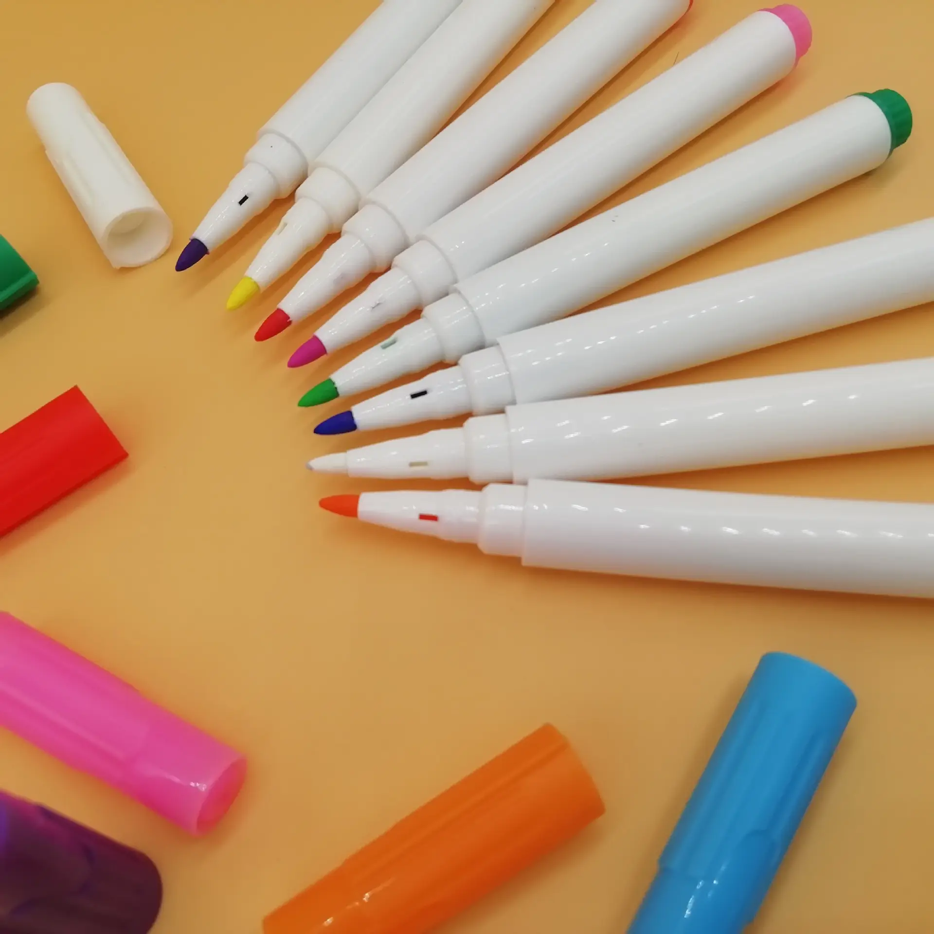 厂家生产黑板笔现货水性马克笔黑板笔 LED灯板笔可擦性干擦黑板笔