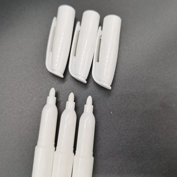 厂家生产现货LED灯板笔 亚克力板可擦写水性马克笔白色墨水黑板笔