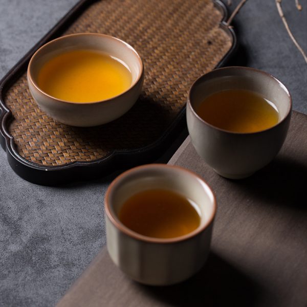 龙泉青瓷 功夫茶杯主人杯单个杯 陶瓷品茗杯家用猪油冻小茶碗批发
