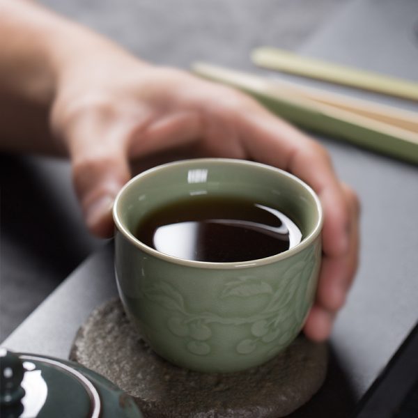龙泉青瓷品茗杯 高档陶瓷主人杯 功夫茶具手工杯家用创意单杯茶碗