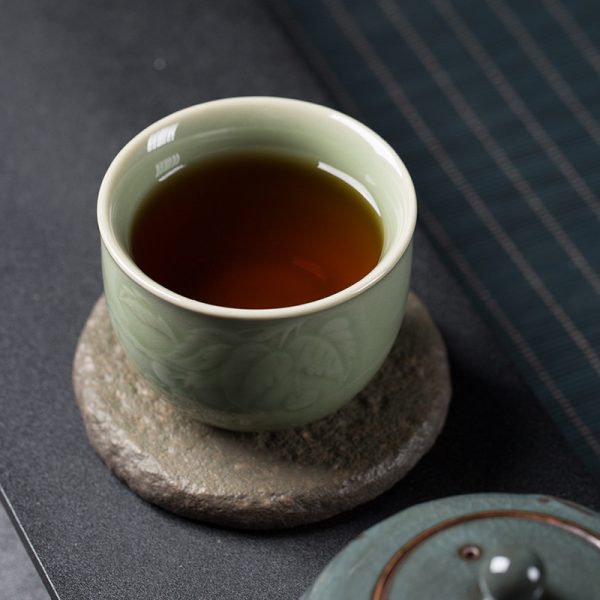龙泉青瓷品茗杯 高档陶瓷主人杯 功夫茶具手工杯家用创意单杯茶碗