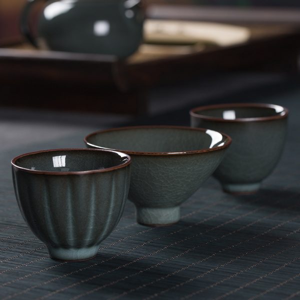 陶瓷功夫茶杯主人杯单杯 龙泉青瓷手工品茗杯中式个人普洱茶碗盏