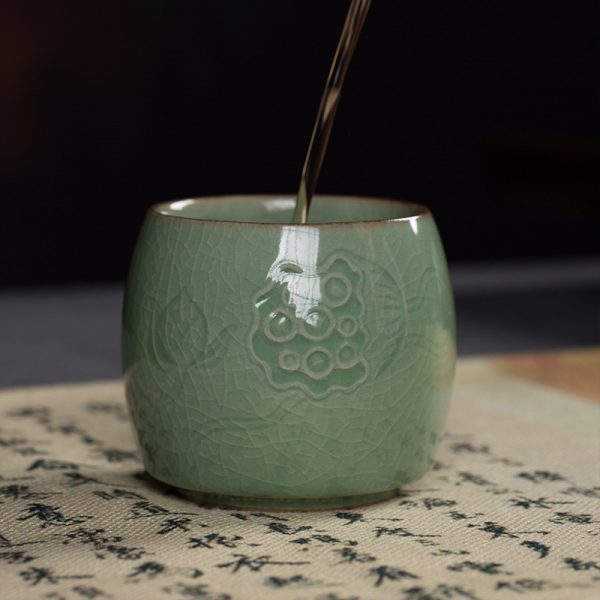 龙泉青瓷手工品茗杯 功夫茶具茶杯个人哥窑冰裂家用大号陶瓷水杯