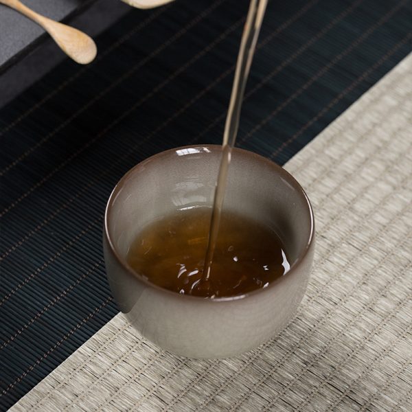龙泉青瓷 功夫茶杯品茗杯主人杯 陶瓷纯手工喝茶单杯家用会客茶碗