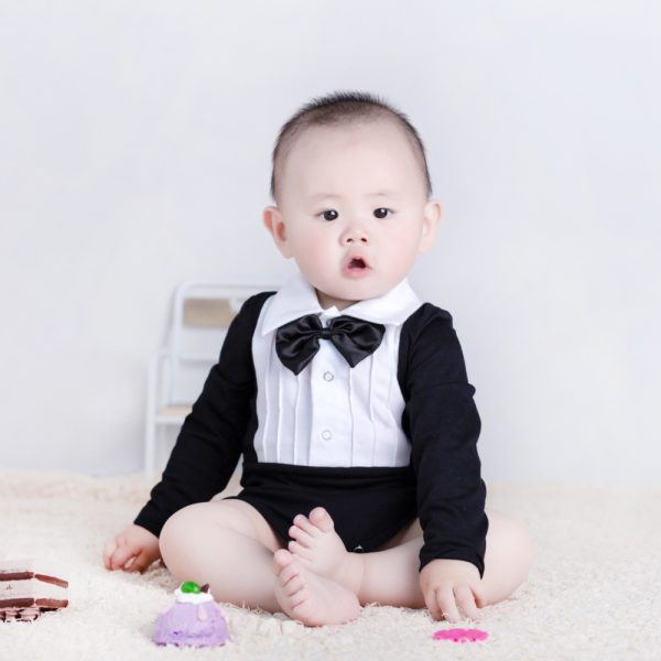 春秋装男宝宝绅士服黑白拼接色长袖哈衣假两件婴儿连体衣爬服批发