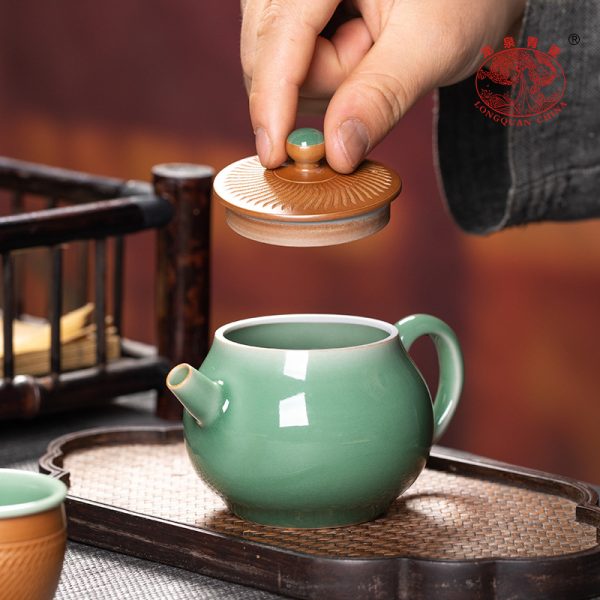龙泉青瓷 创意手工跳刀一壶两杯四杯茶具套装 陶瓷茶具随手礼礼盒