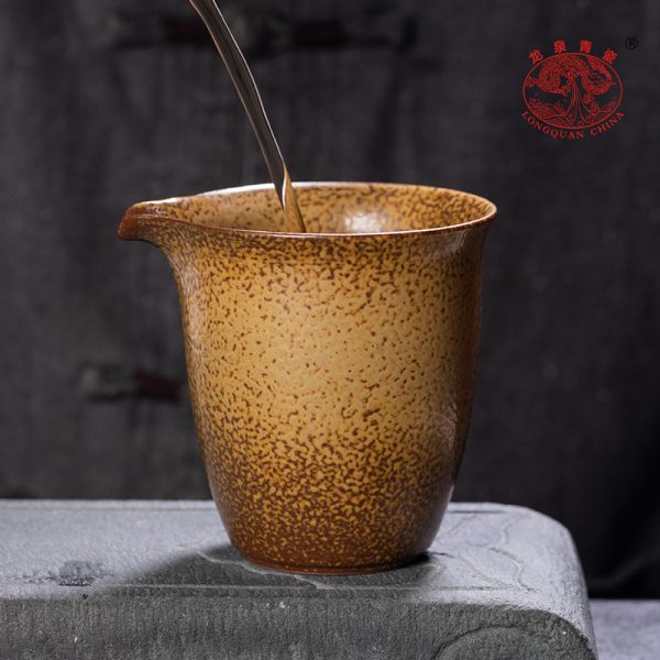龙泉青瓷 柴烧仿古公道杯家用功夫茶配件 陶瓷手工大号茶海分茶器