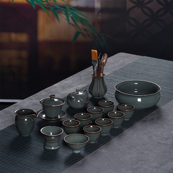 龙泉青瓷 铁胎茶具套装陶瓷哥窑冰裂泡茶壶 功夫茶具高档套装批发