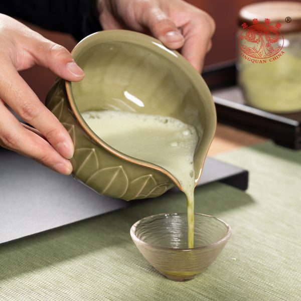 龙泉青瓷抹茶碗宋代点茶工具陶瓷茶碗茶杯子搅拌器抹茶刷茶筅套装