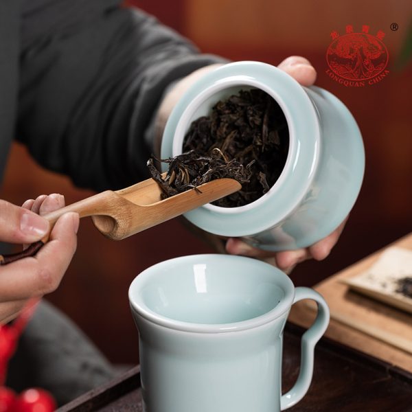 龙泉青瓷办公室茶杯套装家用陶瓷带过滤马克泡茶龙年会议水杯送礼