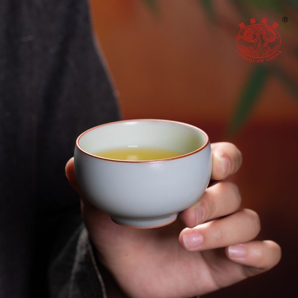 龙泉青瓷功夫茶杯主人杯盏单杯陶瓷手工品茗杯泡茶碗高档送礼盒装