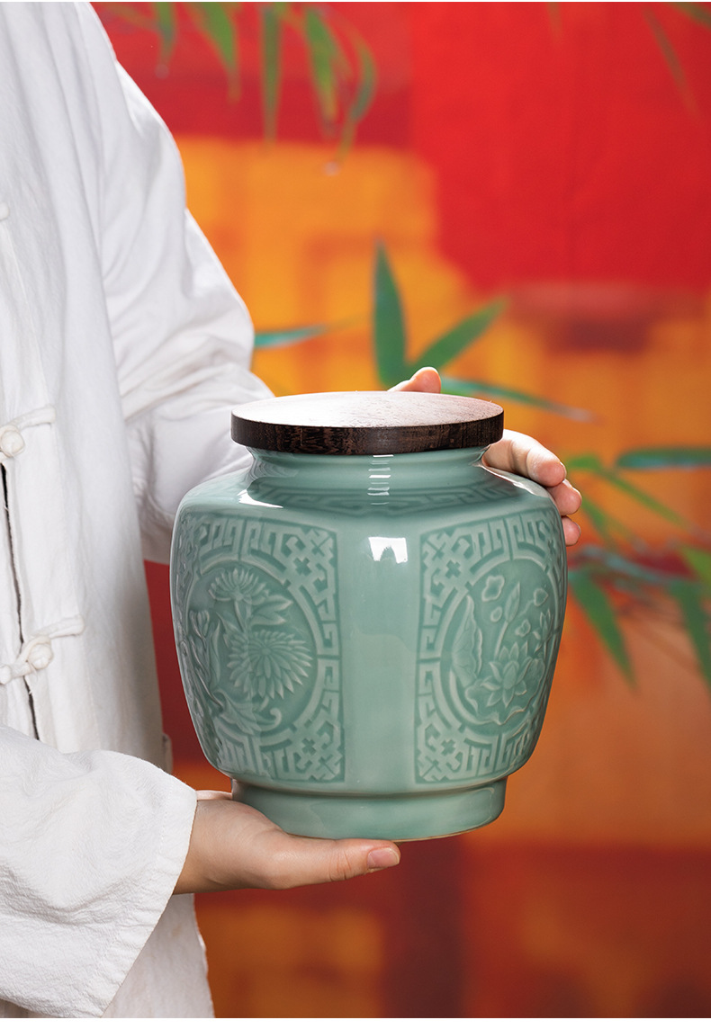 龙泉青瓷茶叶罐密封罐红茶绿茶缸大号陶瓷家用存储普洱罐醒茶罐子