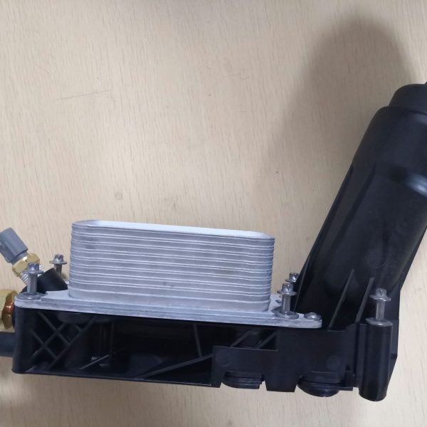滤清器壳体机油散热器总成适用于道奇 OE: 5184294AE;5184294AD