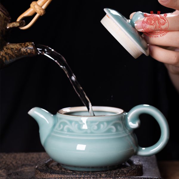 龙泉青瓷 创意手工壶功夫茶具泡茶壶单壶 陶瓷家用宋韵仿古过滤壶