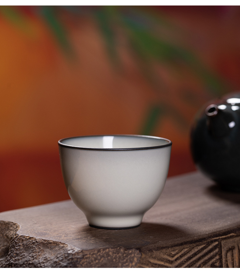 龙泉青瓷功夫茶杯手工主人单杯陶瓷品茗杯盏高档礼盒装家用泡茶碗