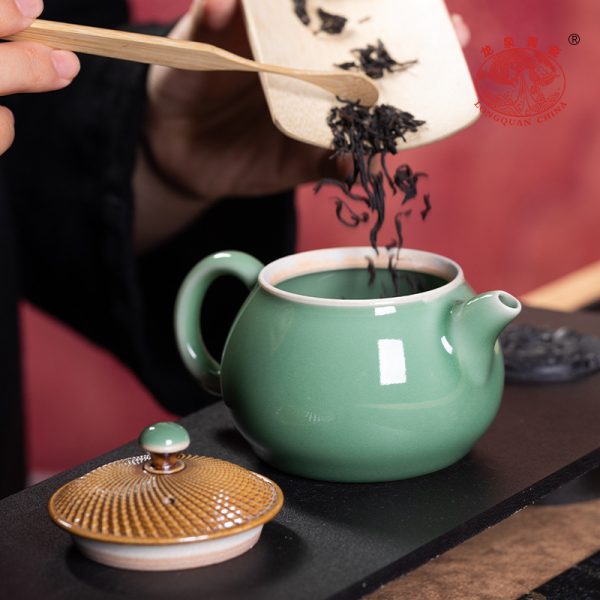 龙泉青瓷 手工跳刀茶壶单壶家用功夫茶具 陶瓷中式宋韵过滤泡茶壶