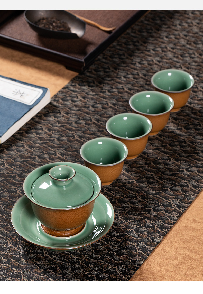 龙泉青瓷便携功夫茶具一碗四杯套装陶瓷手工盖碗主人泡茶杯礼盒装