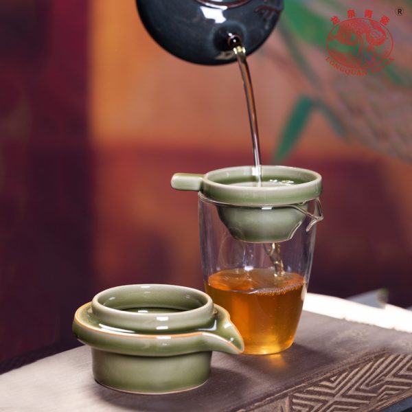 厂家直销 龙泉青瓷创意仿古茶漏茶托组合 陶瓷功夫茶滤茶托批发