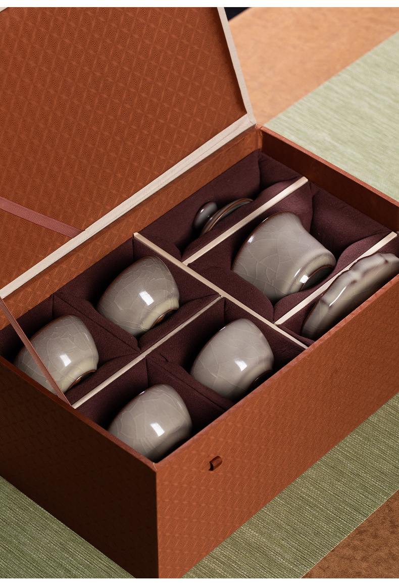 龙泉青瓷 功夫茶具三才盖碗茶杯套装 陶瓷复古一碗四杯泡茶礼盒装