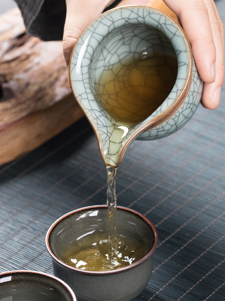 龙泉青瓷哥窑冰裂功夫茶具茶具配件公道杯陶瓷家用分茶器匀杯茶海