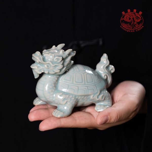 龙泉青瓷 招财龙龟摆件精品茶宠 陶瓷茶玩茶桌装饰功夫茶具配件