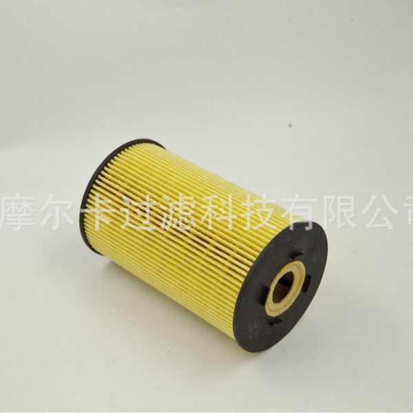厂家直销汽车卡车汽油发动机 HU930 4X 机油燃油滤清器 柴油滤芯