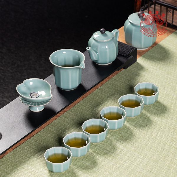 龙泉青瓷 创意功夫茶具套装 陶瓷家用中式茶壶茶杯整套雕刻代发