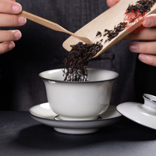 龙泉青瓷三才盖碗纯手工功夫茶具茶碗陶瓷高档手抓敬茶杯冲泡茶器