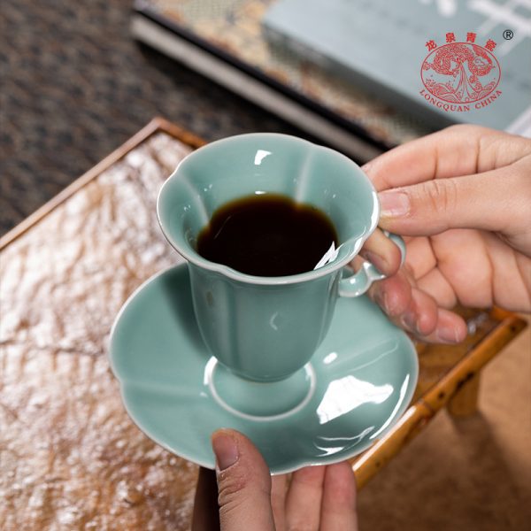 龙泉青瓷咖啡杯碟套装带勺子创意陶瓷杯子家用高档下午红茶牛奶杯