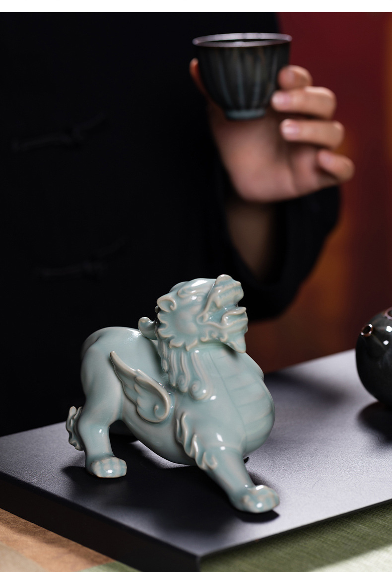 龙泉青瓷 手工大号貔貅茶宠招财 陶瓷家居摆件茶桌装饰品茶具配件