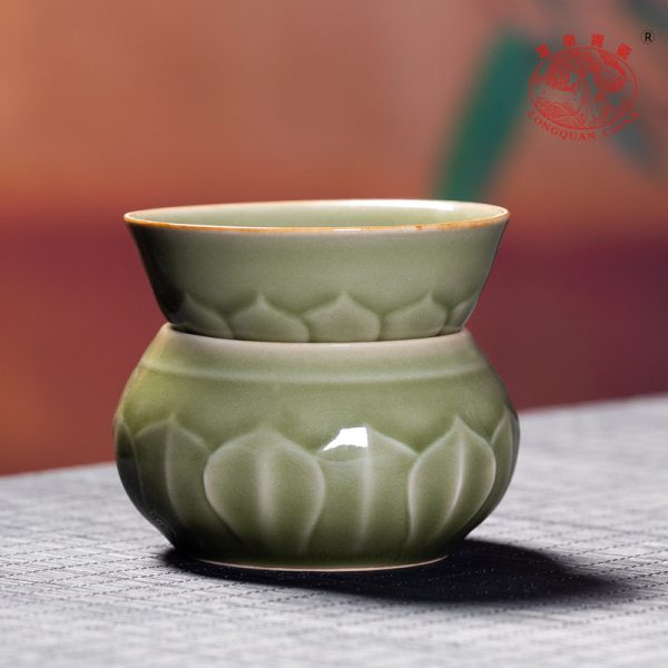 厂家直销 龙泉青瓷冰裂茶漏茶托功夫茶具配件 陶瓷创意茶叶过滤器