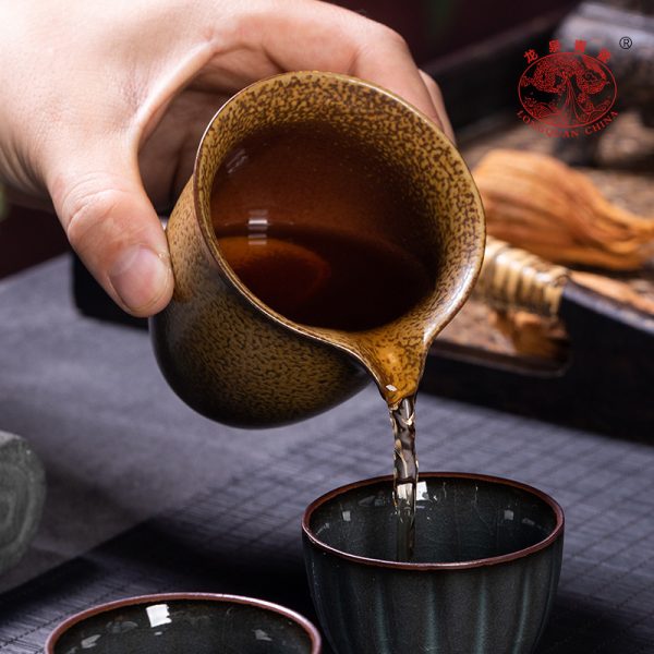 龙泉青瓷 柴烧仿古公道杯家用功夫茶配件 陶瓷手工大号茶海分茶器