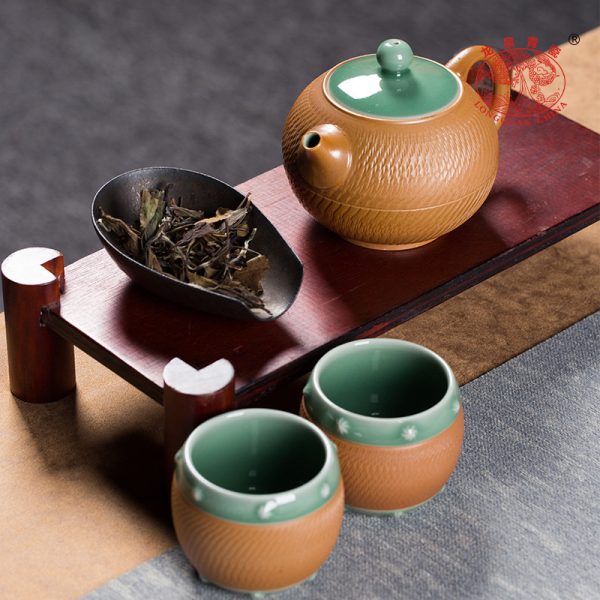 龙泉青瓷 创意跳刀茶具套装便捷家用一壶两杯 陶瓷功夫泡茶西施壶