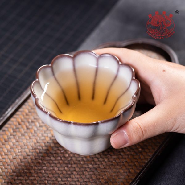 龙泉青瓷 创意中式主人杯功夫茶杯单杯 陶瓷大号月白釉手工品茗杯