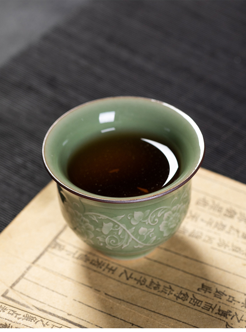 龙泉青瓷功夫茶杯个人专用陶瓷主人杯单杯纯手工雕刻品茗杯茶道杯
