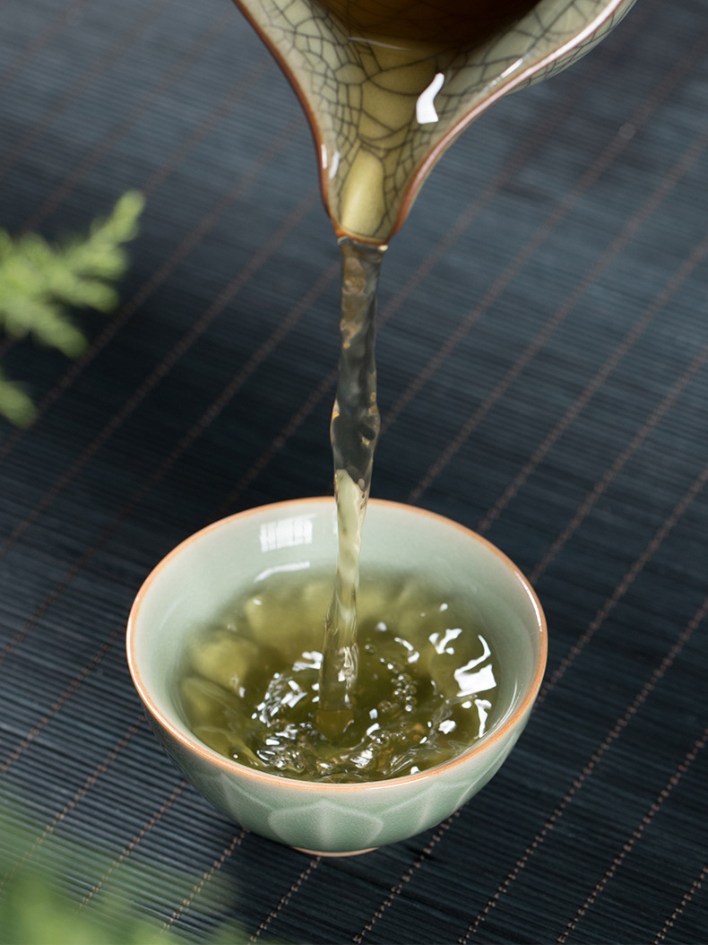 龙泉青瓷个人功夫茶杯原矿仿古莲瓣品茗杯单个小杯子陶瓷创意茶碗