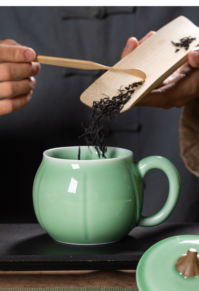 龙泉青瓷 创意带盖南瓜杯大容量喝水杯 陶瓷办公杯家用泡茶杯子