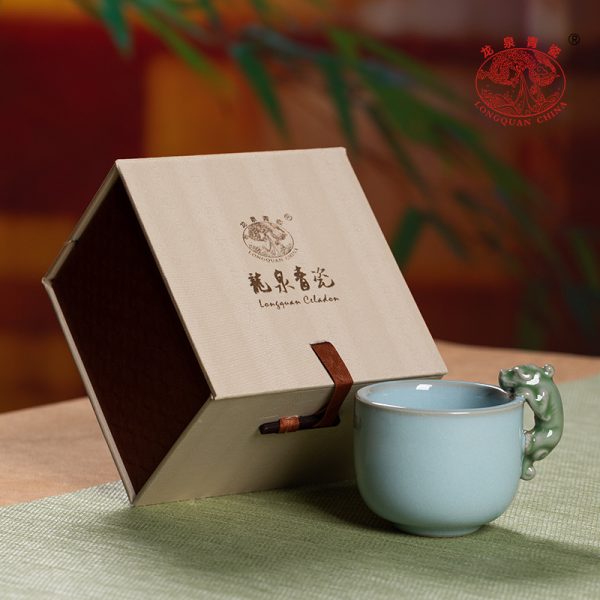 龙泉青瓷 创意功夫茶杯手工主人杯单杯 陶瓷高档品茗杯貔貅泡茶碗
