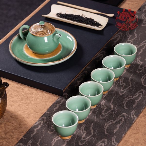 龙泉青瓷 复古纯手工跳刀功夫茶具 陶瓷轻奢泡茶壶杯壶承礼盒整套