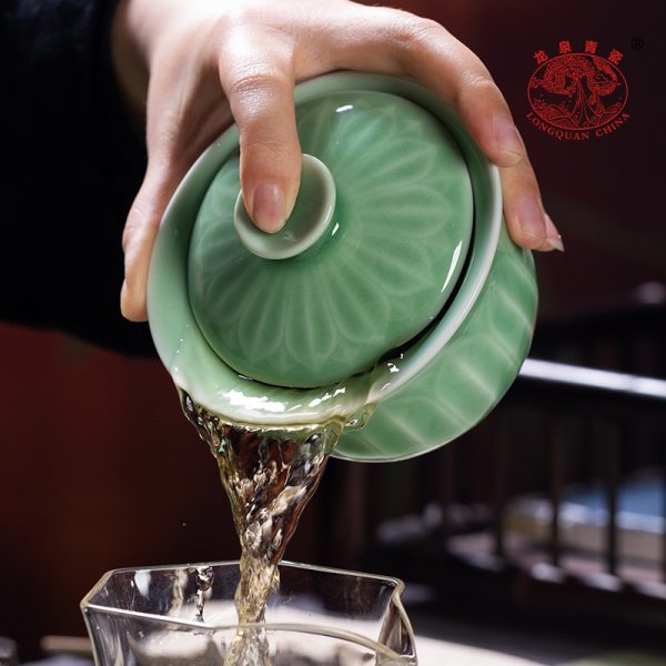 龙泉青瓷 创意仿古手工三才盖碗 陶瓷中式功夫茶具莲花敬茶泡茶碗