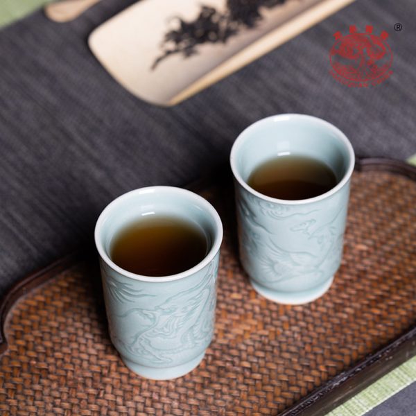 龙泉青瓷 创意手工闻香杯功夫茶杯主人杯 陶瓷中式龙凤直口品茗杯