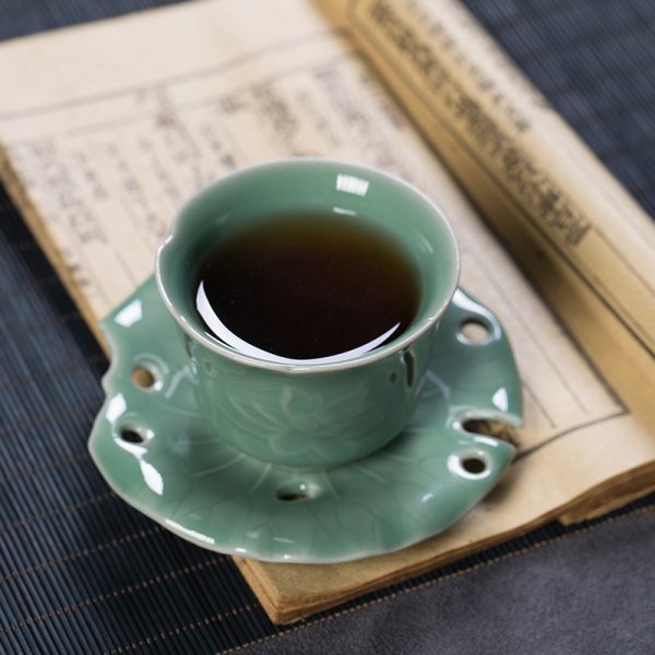 龙泉青瓷 厂家直销纯手工高档主人杯 陶瓷创意功夫茶杯单杯品茗杯