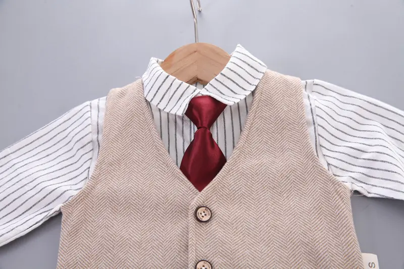 欧美男童西装套装婴幼儿绅士服表演生日摄影春秋冬礼服跨境多件套
