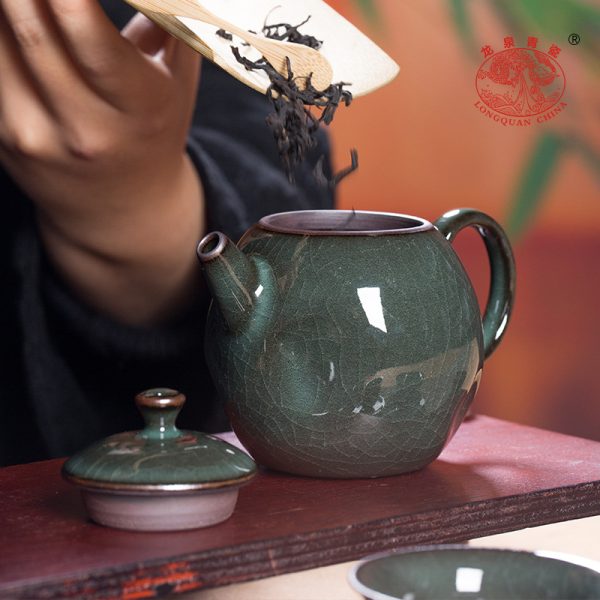 龙泉青瓷 铁胎一壶四杯功夫旅行茶具套装 陶瓷便携茶壶茶杯礼盒装