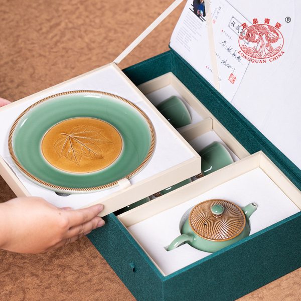 龙泉青瓷 复古纯手工跳刀功夫茶具 陶瓷轻奢泡茶壶杯壶承礼盒整套