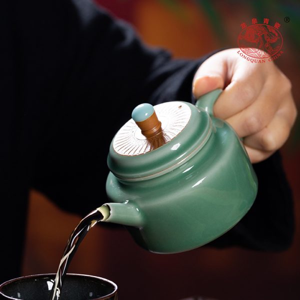 龙泉青瓷 茶壶单壶功夫茶具泡茶壶 陶瓷家用轻奢风跳刀手工泡茶器