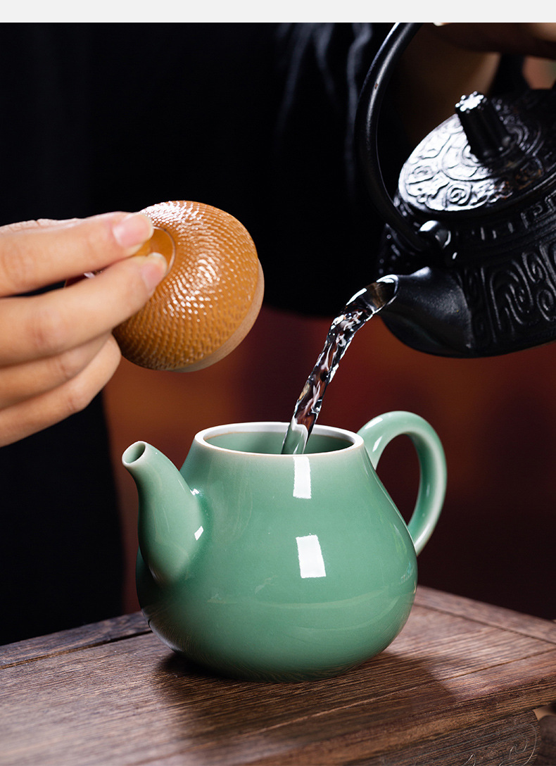 龙泉青瓷 轻奢风茶壶家用功夫泡茶壶 陶瓷茶壶单壶手工跳刀冲茶器