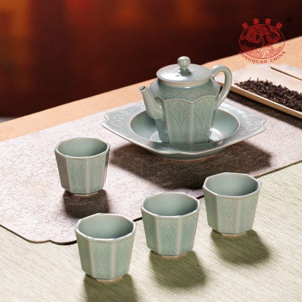 龙泉青瓷便携式陶瓷功夫茶具套装创意茶壶茶杯家用一壶四杯泡茶壶