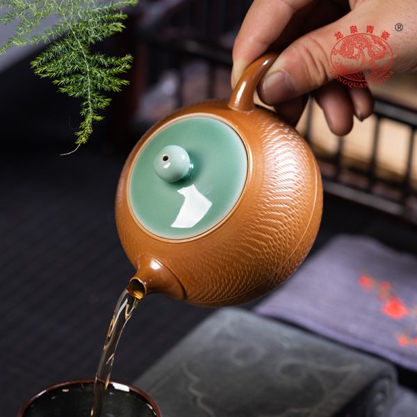 龙泉青瓷 创意中式纯手工跳刀西施壶 陶瓷功夫茶具家用过滤泡茶壶