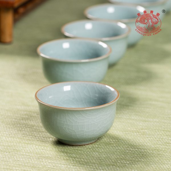 龙泉青瓷2024新款功夫茶具套装陶瓷茶壶茶杯轻奢高档家用喝茶泡茶